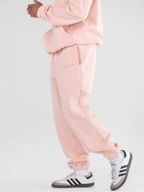 Cmfrt Pastel Edit Collection Peach Sweatpants Large